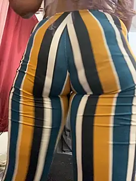 Snapshot of MsSapPhire500 chatting on 12, 9, 2025 MsSapPhire500 online show from 12, 9, 2025