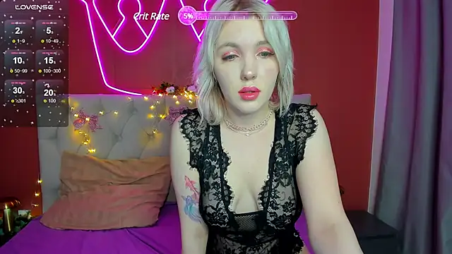 Snapshot of Fluffy_Monica chatting on 4, 12, 2024 Fluffy Monica online show from 4, 12, 2024