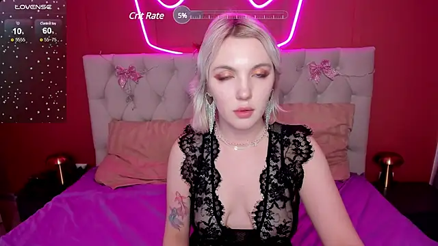 Snapshot of Fluffy_Monica chatting on 6, 12, 2024 Fluffy Monica online show from 6, 12, 2024
