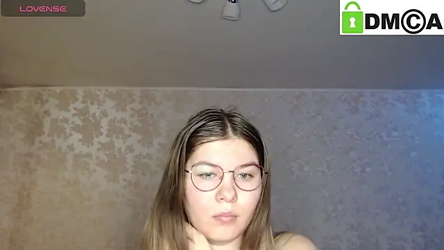 Snapshot of holy_michela chatting on 5, 12, 2024 holy michela online show from 5, 12, 2024