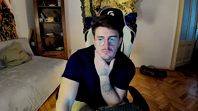 JulianDylan online show from 21, 1, 2025