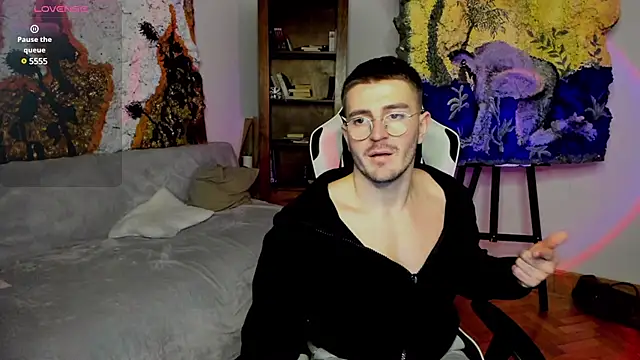 JulianDylan online show from 26, 1, 2025