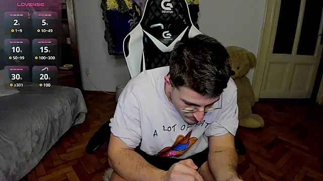 JulianDylan online show from 3, 2, 2025