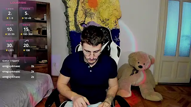 JulianDylan online show from 6, 2, 2025