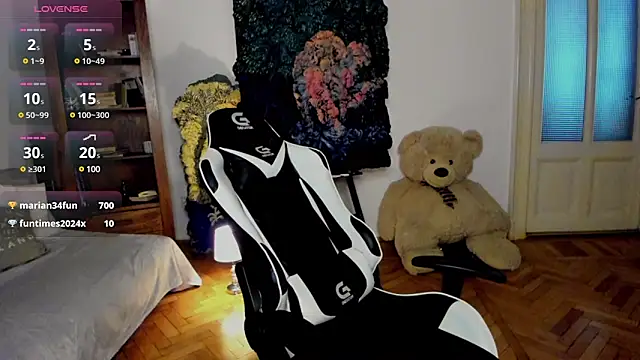 JulianDylan online show from 17, 2, 2025