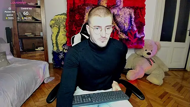 JulianDylan online show from 25, 2, 2025