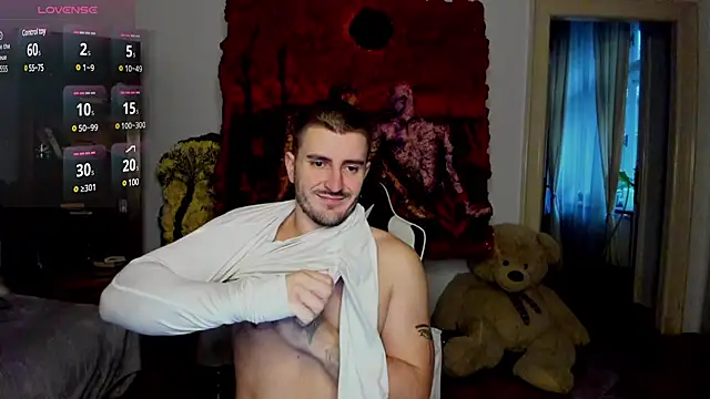 JulianDylan online show from 4, 3, 2025