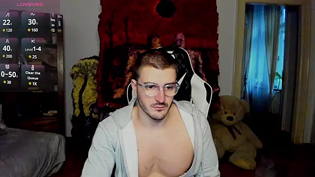 JulianDylan online show from 5, 3, 2025
