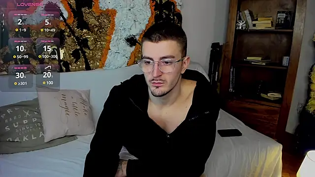 JulianDylan online show from 23, 3, 2025