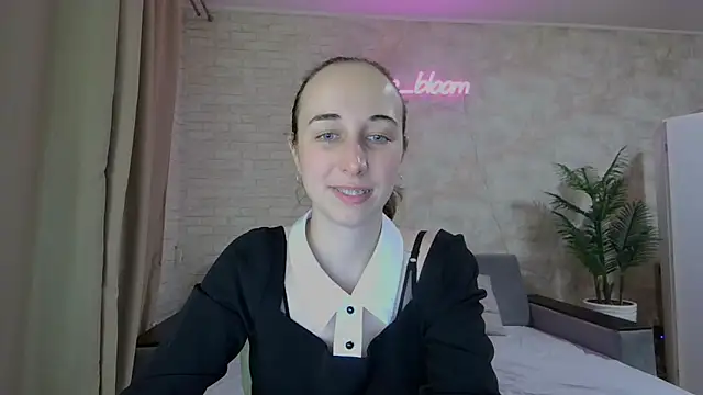 Anika bloom online show from 24, 1, 2025