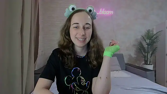 Anika bloom online show from 11, 2, 2025