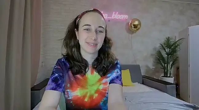 Anika bloom online show from 16, 2, 2025