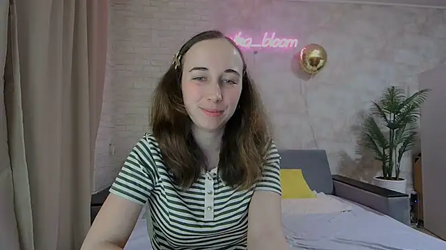 Anika bloom online show from 18, 2, 2025