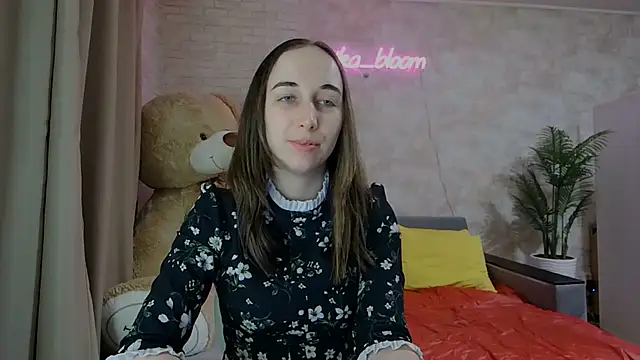Anika bloom online show from 17, 3, 2025