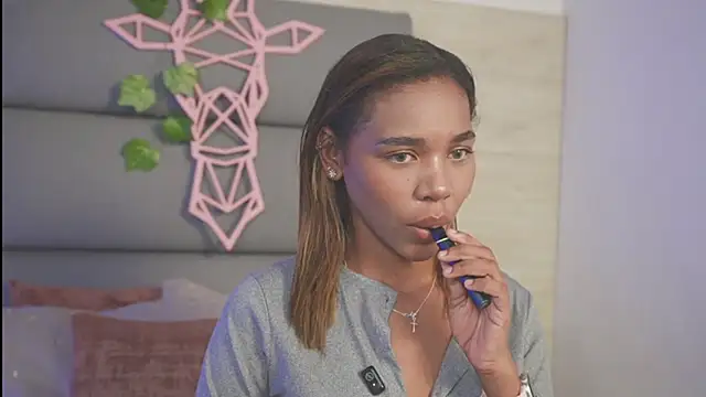 Lily Miiller online show from 21, 11, 2025