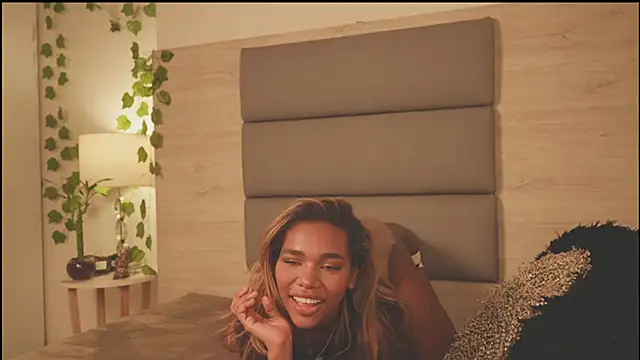 Lily Miiller online show from 26, 2, 2026