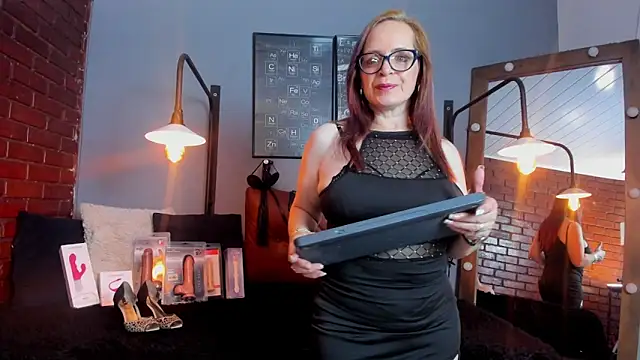 Snapshot of Samantha_mature56 chatting on 13, 1, 2026 Samantha mature56 online show from 13, 1, 2026