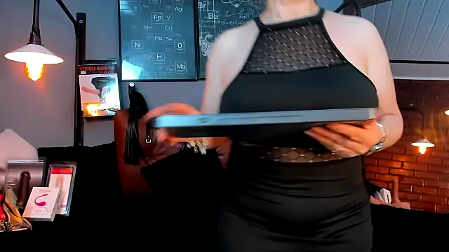 Snapshot of Samantha_mature56 chatting on 25, 3, 2026 Samantha mature56 online show from 25, 3, 2026