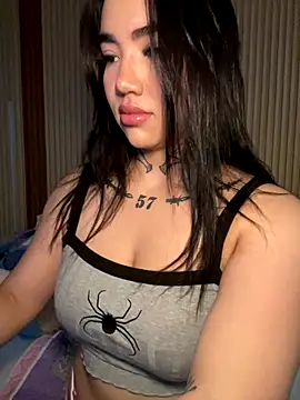 Snapshot of Nickiiiii chatting on 18, 10, 2025 Nickiiiii online show from 18, 10, 2025