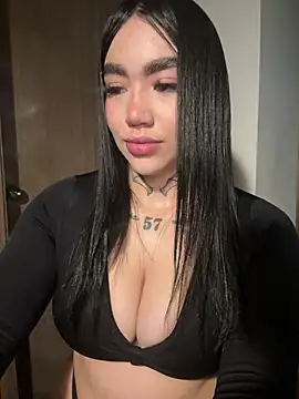 Nickiiiii online show from 20, 2, 2026