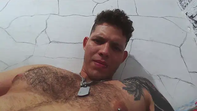 Snapshot of King_russo chatting on 28, 2, 2025 King russo online show from 28, 2, 2025