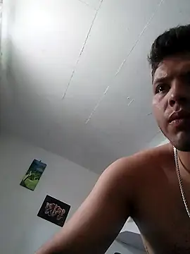 Snapshot of King_russo chatting on 3, 10, 2025 King russo online show from 3, 10, 2025