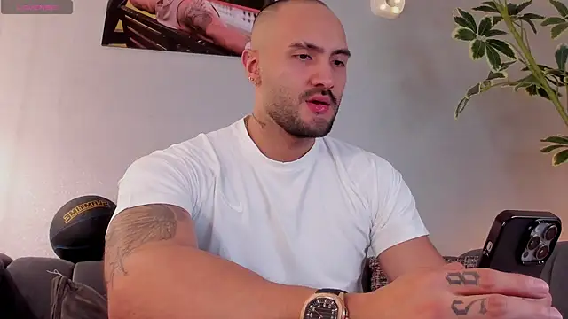 Snapshot of JeanColleman chatting on 14, 9, 2025 JeanColleman online show from 14, 9, 2025