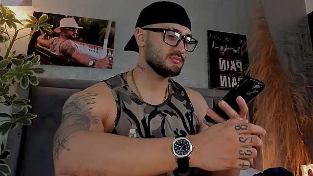 Snapshot of JeanColleman chatting on 23, 9, 2025 JeanColleman online show from 23, 9, 2025
