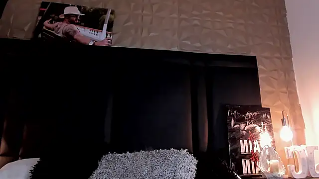 Snapshot of JeanColleman chatting on 18, 10, 2025 JeanColleman online show from 18, 10, 2025