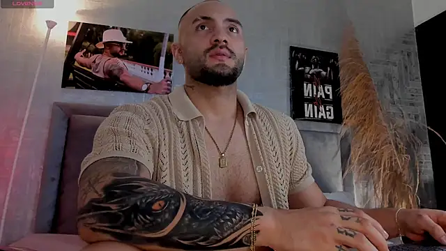 Snapshot of JeanColleman chatting on 24, 10, 2025 JeanColleman online show from 24, 10, 2025