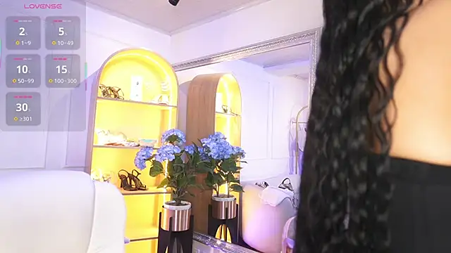 elasummer online show from 10, 10, 2025