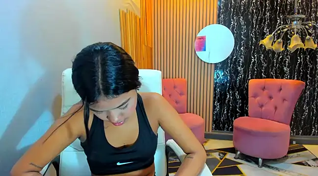 skinny cloe online show from 10, 12, 2024