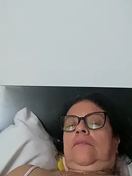 Sharongirl07 online show from 12, 5, 2026
