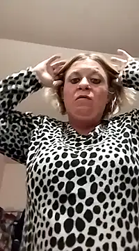 Playmate86 online show from 4, 12, 2024