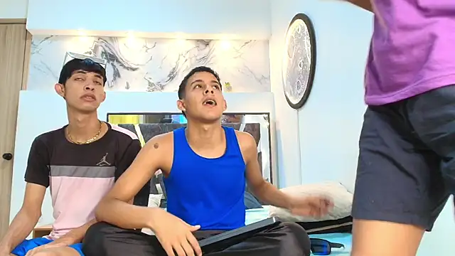 Snapshot of SEXY_BOYS_HELL chatting on 1, 10, 2025 SEXY BOYS HELL online show from 1, 10, 2025