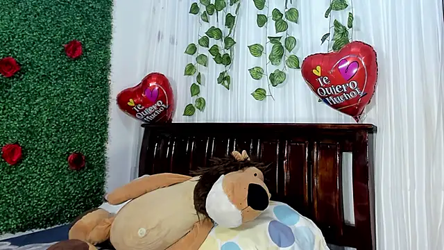 lina paola9 online show from 15, 2, 2025