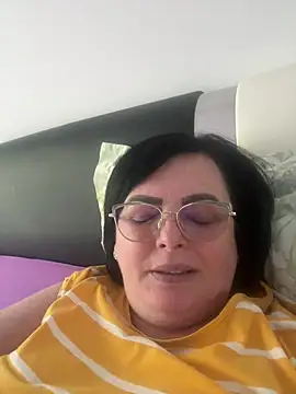 Amandamuller1982 online show from 24, 12, 2024