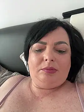 Amandamuller1982 online show from 28, 1, 2025