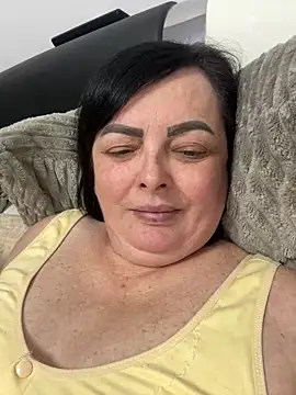 Amandamuller1982 online show from 9, 2, 2025