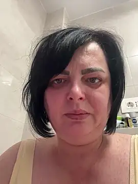 Amandamuller1982 online show from 10, 2, 2025