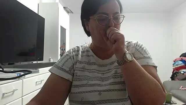 Amandamuller1982 online show from 3, 10, 2025