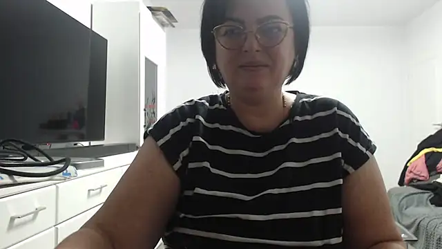 Amandamuller1982 online show from 17, 10, 2025