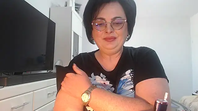 Amandamuller1982 online show from 7, 5, 2026