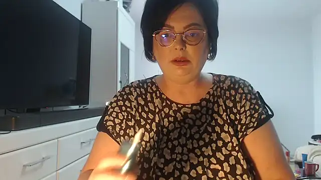 Amandamuller1982 online show from 8, 5, 2026