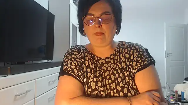 Amandamuller1982 online show from 9, 5, 2026
