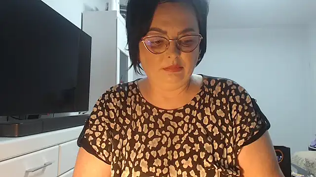 Amandamuller1982 online show from 7, 6, 2026