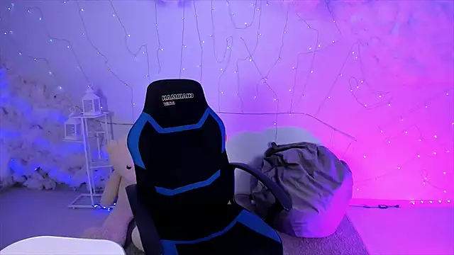 Sharon Evansi online show from 3, 12, 2024