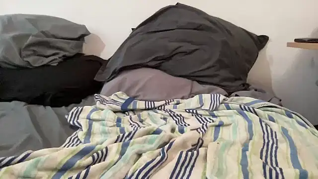 gothicboy18 online show from 6, 1, 2026