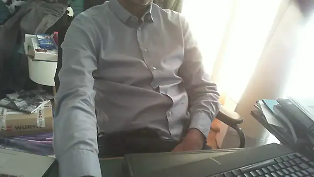 shyfrenchcock1 online show from 29, 9, 2025