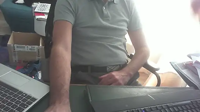 shyfrenchcock1 online show from 6, 10, 2025